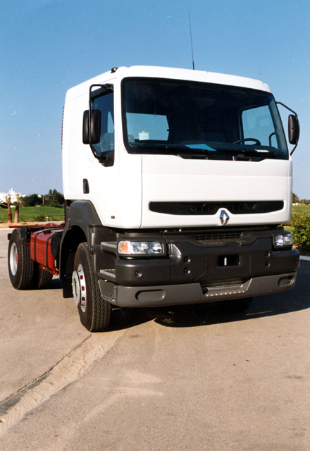 صناعة السيارات فى مصر ووسائل النقل - صفحة 3 Renaultkerax+